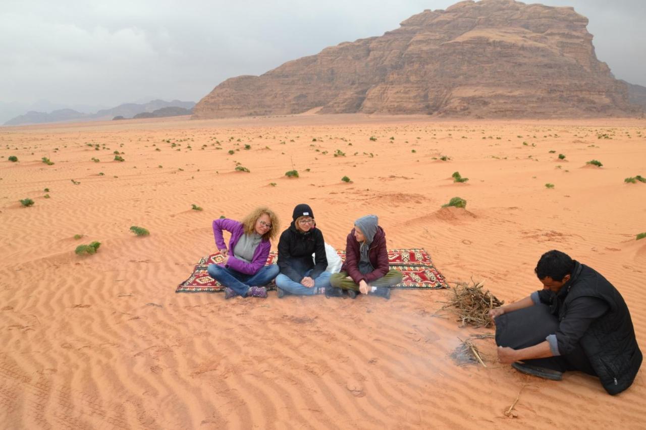 Wadi Rum Desert Secret Camp Bagian luar foto