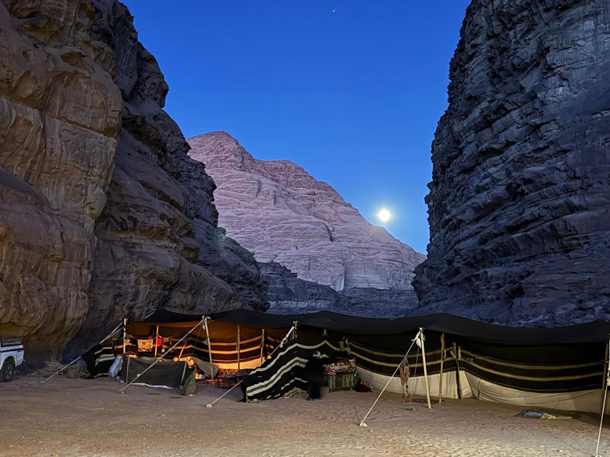Wadi Rum Desert Secret Camp Bagian luar foto