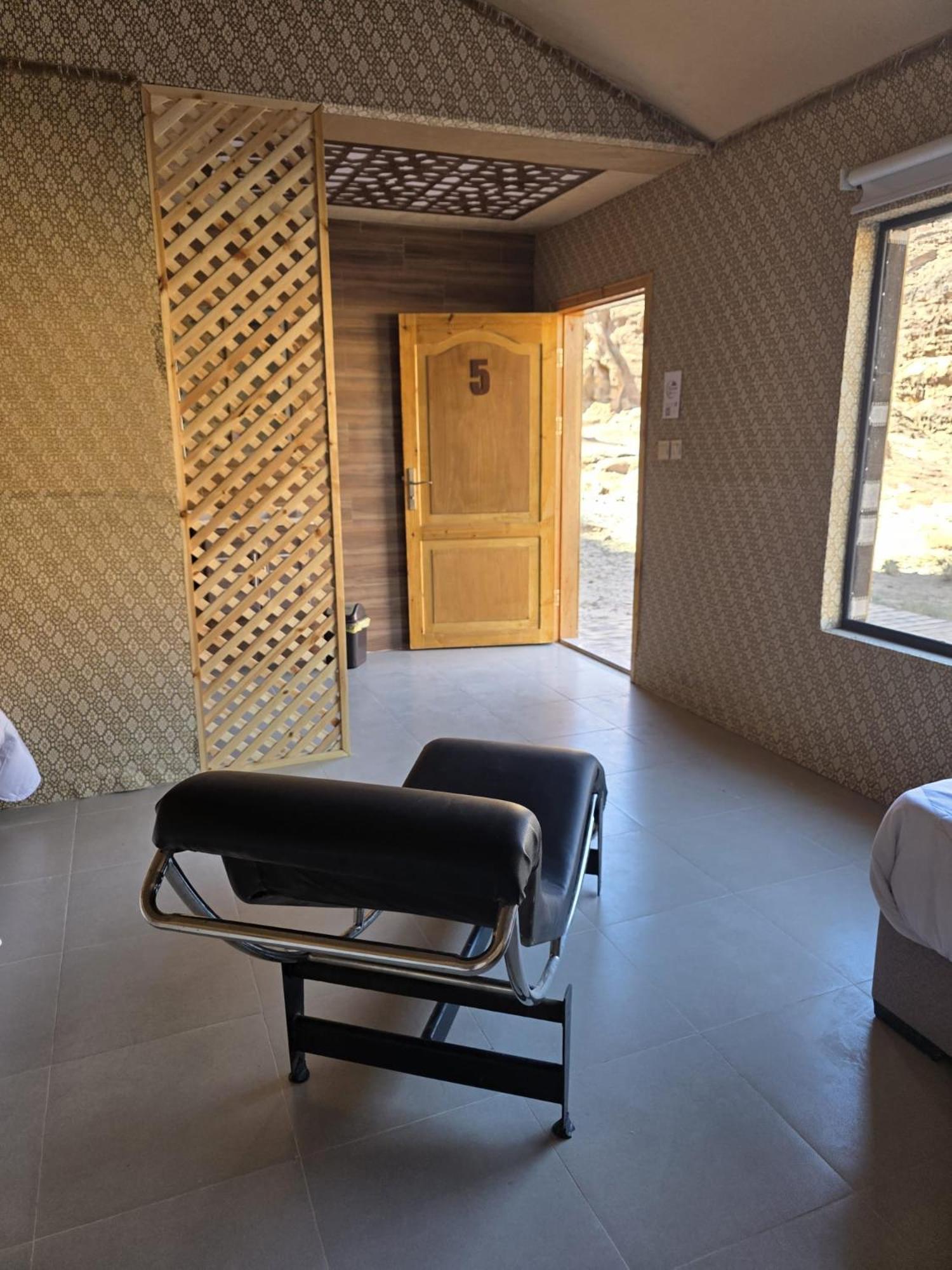 Wadi Rum Desert Secret Camp Bagian luar foto