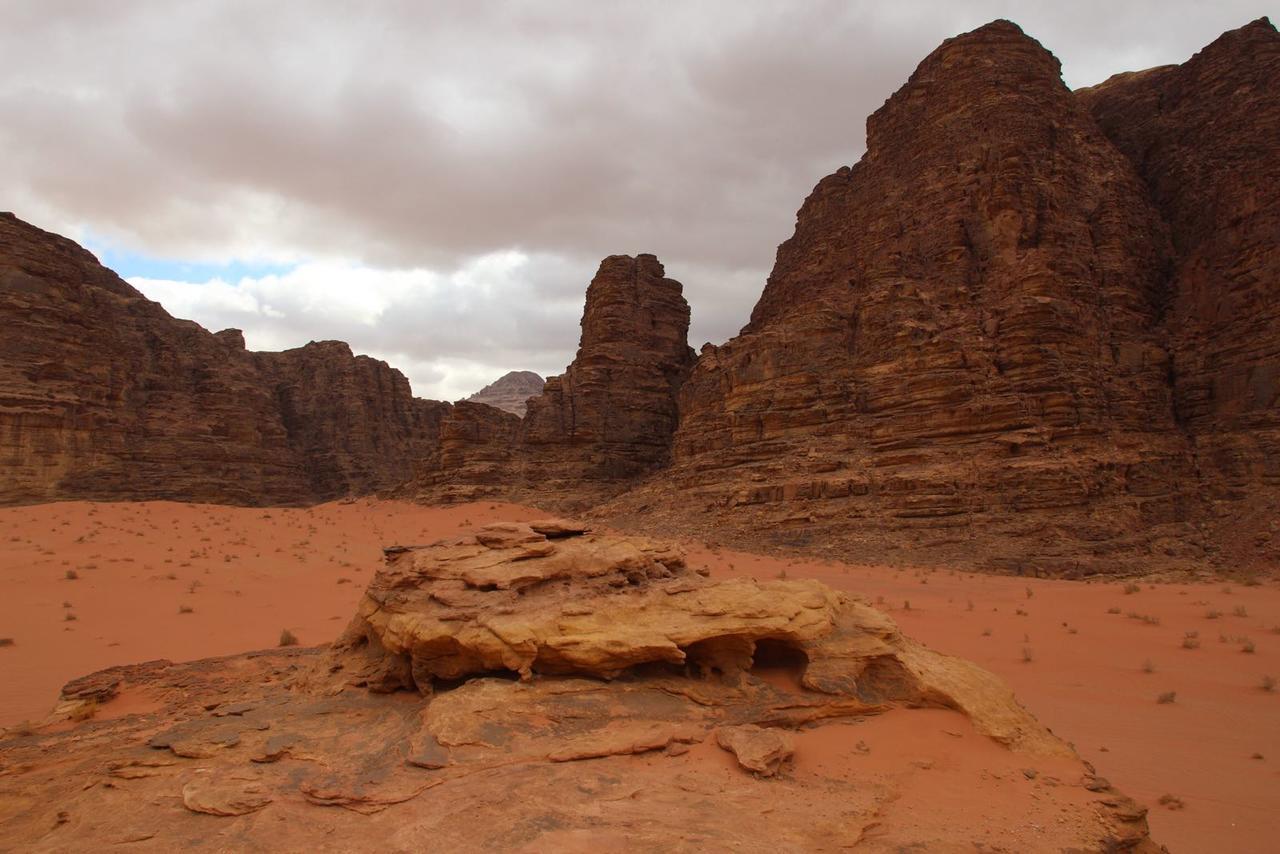 Wadi Rum Desert Secret Camp Bagian luar foto