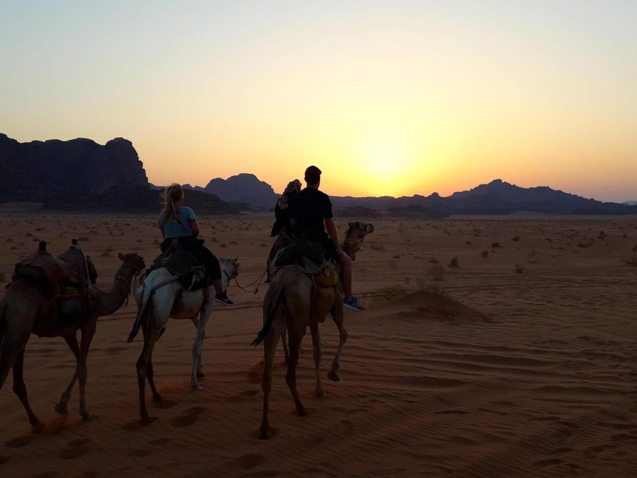 Wadi Rum Desert Secret Camp Bagian luar foto